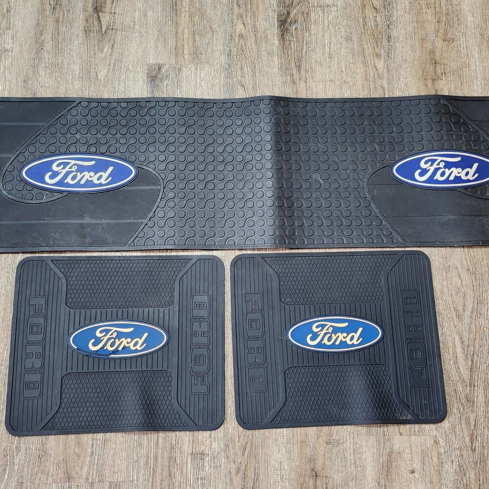 Ford rubber floor mats runner/2 sqaure ones - Picture 2 of 12